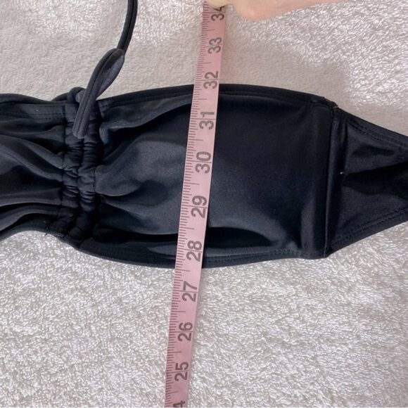 5/$25 Women’s Black Strapless Bikini Top - Picture 4 of 4